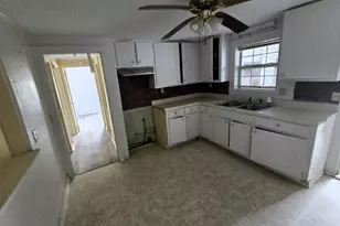 16895 Orange St, Blountstown, FL 32424 - Photo 4