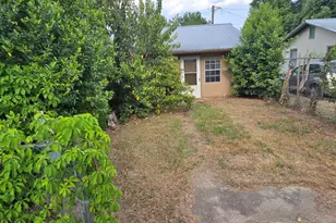 16895 Orange St, Blountstown, FL 32424 - Photo 1
