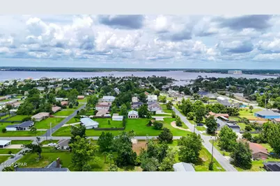 805 W 6th Street, Lynn Haven, FL 32444 - Photo 2