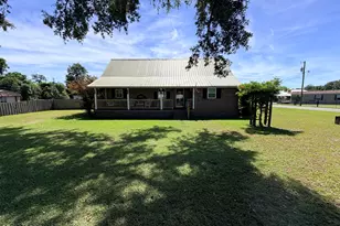 2034 Main St, Grand Ridge, FL 32442 - Photo 24