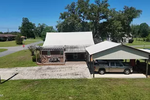 2034 Main St, Grand Ridge, FL 32442 - Photo 30