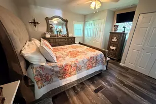 2034 Main St, Grand Ridge, FL 32442 - Photo 14