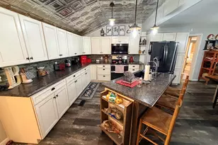 2034 Main St, Grand Ridge, FL 32442 - Photo 8