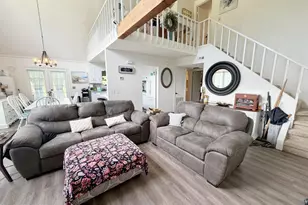 2609 Arpana Cir, Alford, FL 32420 - Photo 2