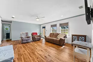 406 Illinois Ave, Lynn Haven, FL 32444 - Photo 10