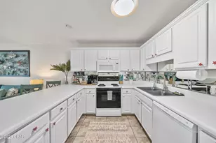17462 Front Beach, Panama City Beach, FL 32413 - Photo 18