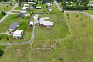 15189 NW Columbus Dr, Altha, FL 32421 - Photo 4