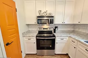 1565 Hwy 173, Graceville, FL 32440 - Photo 10