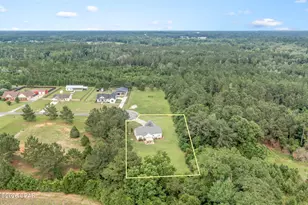 566 Lakepointe Dr, Chipley, FL 32428 - Photo 30