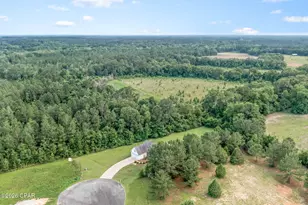 566 Lakepointe Dr, Chipley, FL 32428 - Photo 34