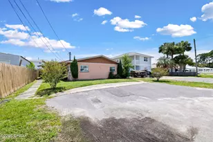 7931 S Lagoon Dr, Panama City, FL 32408 - Photo 24