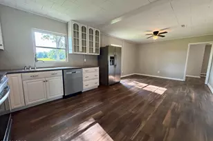 3023 Clearmont Rd, Marianna, FL 32446 - Photo 6