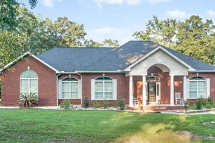 1685 Falling Waters Rd, Chipley, FL 32428 - Photo 1