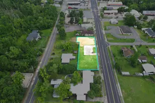 17475 N Main St, Blountstown, FL 32424 - Photo 1