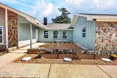 360 Bell Circle, Lynn Haven, FL 32444 - Photo 4