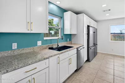 360 Bell Circle, Lynn Haven, FL 32444 - Photo 8