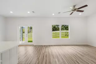573 Hancock Wy, Panama City Beach, FL 32413 - Photo 16