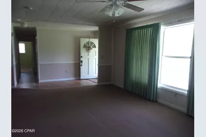 409 E Wisconsin Avenue, Bonifay, FL 32425 - Photo 8