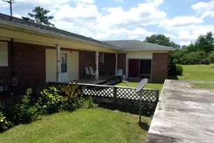 409 E Wisconsin Ave, Bonifay, FL 32425 - Photo 10