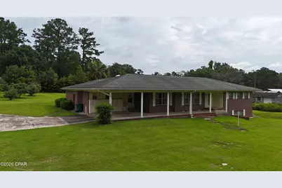 409 E Wisconsin Avenue, Bonifay, FL 32425 - Photo 1