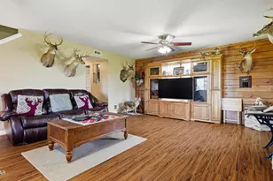 705 Cornwell Rd, Alford, FL 32420 - Photo 22