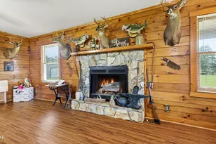 705 Cornwell Rd, Alford, FL 32420 - Photo 24
