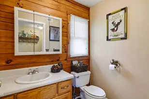 705 Cornwell Rd, Alford, FL 32420 - Photo 30