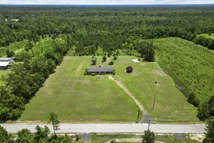 19395 SW Matthew Wood Rd, Blountstown, FL 32424 - Photo 2