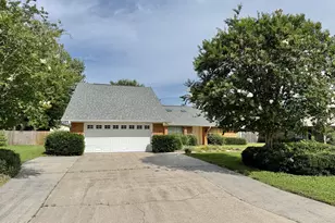 1428 Bluegrass Ln, Lynn Haven, FL 32444 - Photo 2