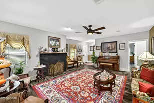 700 2nd St, Chipley, FL 32428 - Photo 8