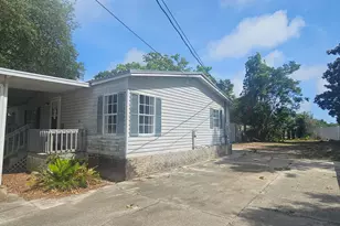 22017 Lakeview Dr, Panama City Beach, FL 32413 - Photo 4