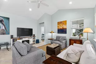 8658 Weekend Dr, Panama City Beach, FL 32413 - Photo 16