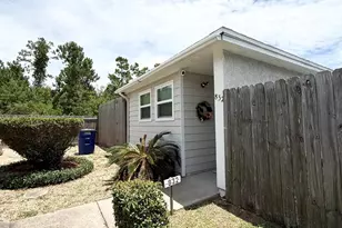 832 Premier Dr, Panama City, FL 32401 - Photo 2