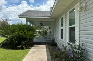 191 Castlewood Ln, Wewahitchka, FL 32465 - Photo 12