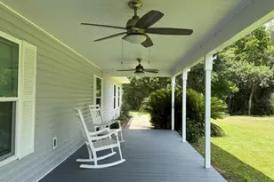 191 Castlewood Ln, Wewahitchka, FL 32465 - Photo 10