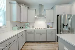 423 Locksley Dr, Panama City Beach, FL 32407 - Photo 10