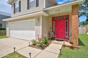 1720 Maple Ave, Niceville, FL 32578 - Photo 2