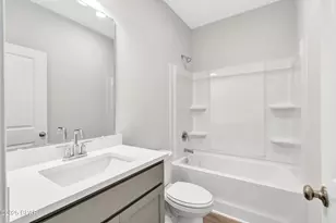 7687 Grotto Ln, Panama City Beach, FL 32408 - Photo 4