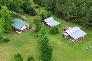 1229 Clearview Ln, Graceville, FL 32440 - Photo 2