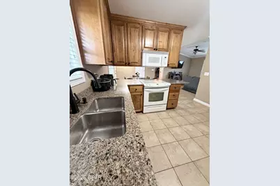 6731 Butler Road, Grand Ridge, FL 32442 - Photo 8