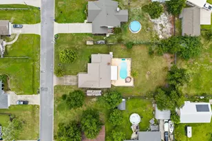 2921 Marron Dr, Panama City, FL 32405 - Photo 38