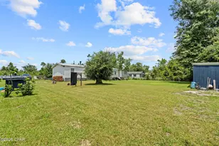 12402 4th St, Fountain, FL 32438 - Photo 20