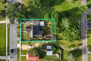 768 3rd St, Chipley, FL 32428 - Photo 4
