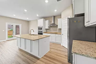 3041 Willie Drive, Southport, FL 32409 - Photo 10