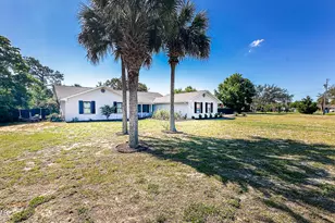 126 Queens Cir, Panama City, FL 32405 - Photo 2