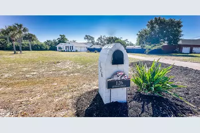 126 Queens Circle, Panama City, FL 32405 - Photo 4