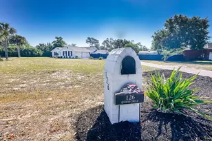 126 Queens Cir, Panama City, FL 32405 - Photo 4