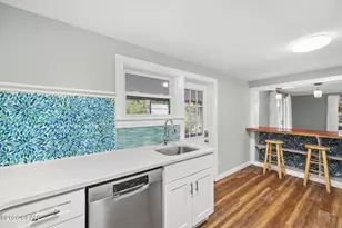 136 E Rogers St, Port Saint Joe, FL 32456 - Photo 12