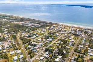 317 Canal St, Port Saint Joe, FL 32456 - Photo 42