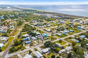 317 Canal St, Port Saint Joe, FL 32456 - Photo 38